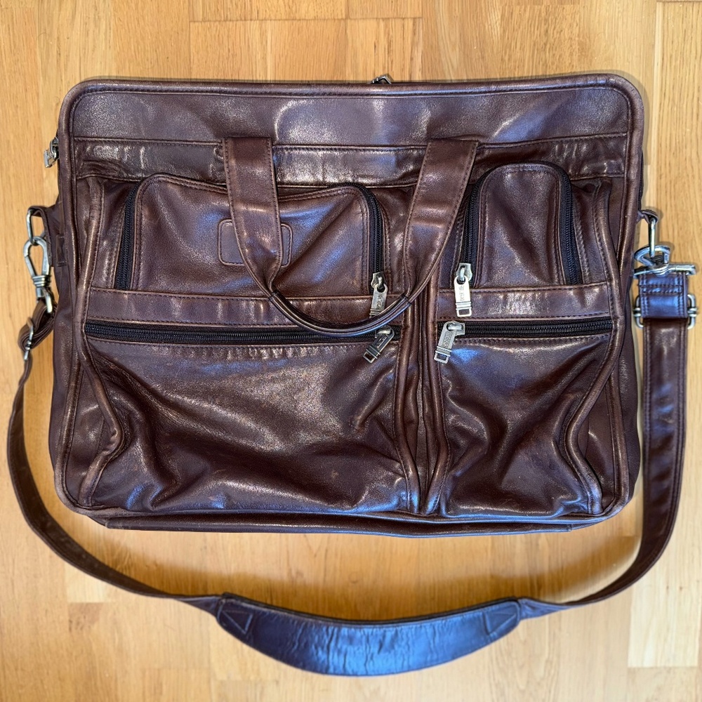 TUMI Large Brown Leather Messenger Bag.